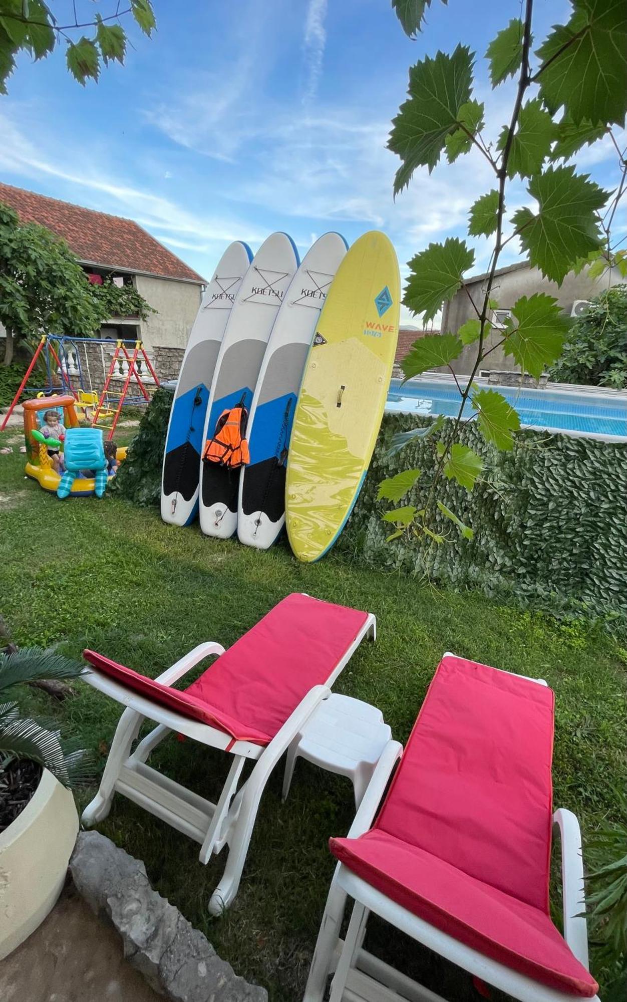 Family House With Pool & Sea View Bijela Exterior foto