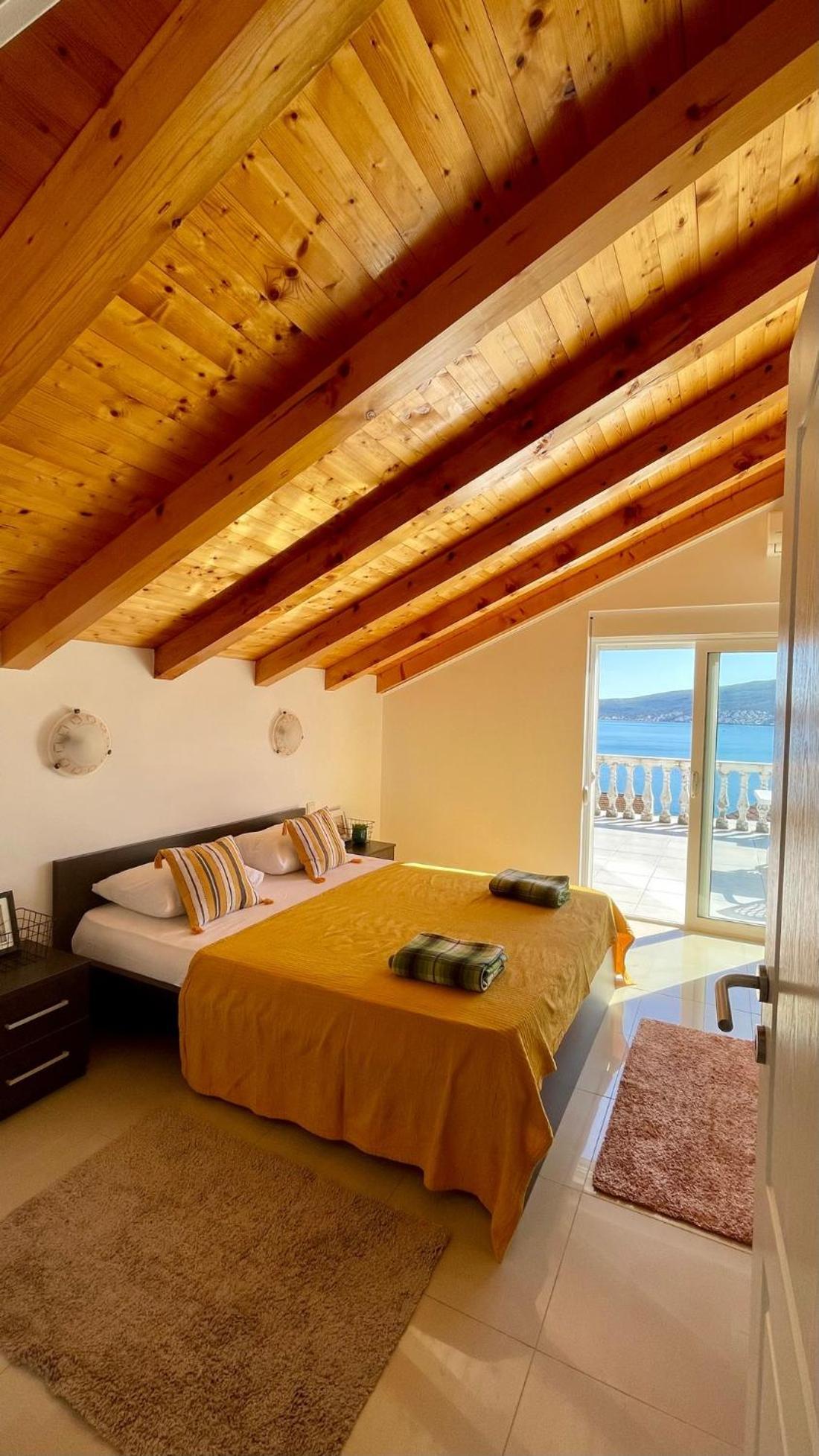 Family House With Pool & Sea View Bijela Exterior foto